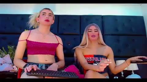 daniela_pink_ online show from March 14, 11:09 pm