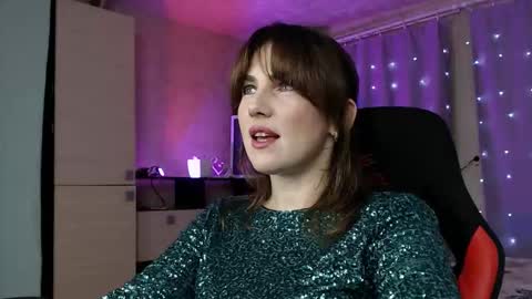 Daniela Cooper online show from October 12, 5:15 pm