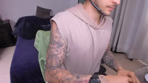 Daniele Bunny online show from April 8, 7:06 pm