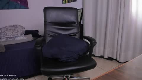 Daniele Bunny online show from April 15, 7:58 pm