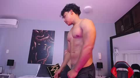 Daniel Haloran online show from March 17, 8:36 pm