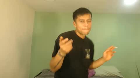 danielitopapii online show from March 8, 3:43 am