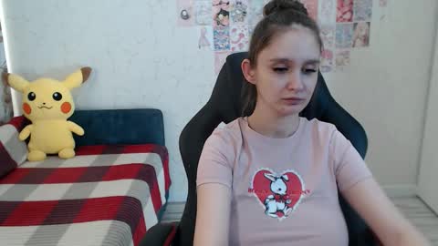 Daniella Martin online show from March 24, 10:32 am