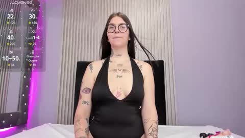 Snapshot of daniella_wild chatting on October 20, 8:36 pm daniella online show from October 20, 8:36 pm