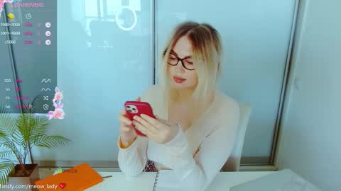 Danny online show from October 31, 5:52 am