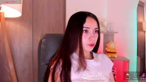 Danielle Rose online show from November 10, 10:01 pm