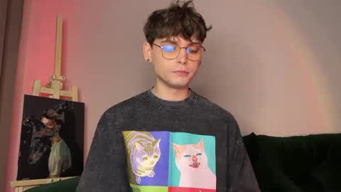 danieltuckerr online show from March 21, 6:56 pm