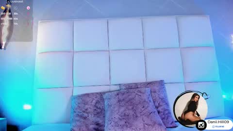 Snapshot of danii_hill chatting on October 17, 6:39 am Danii online show from October 17, 6:39 am
