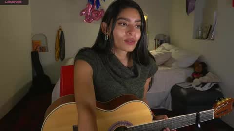 danalle .. online show from October 19, 10:36 pm