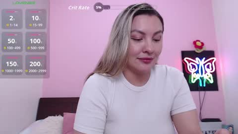Snapshot of danika_bellaa chatting on September 27, 1:47 am K A R O L online show from September 27, 1:47 am
