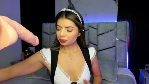 Snapshot of daniphoenixx chatting on February 2, 9:51 am Dani Phonenix online show from February 2, 9:51 am