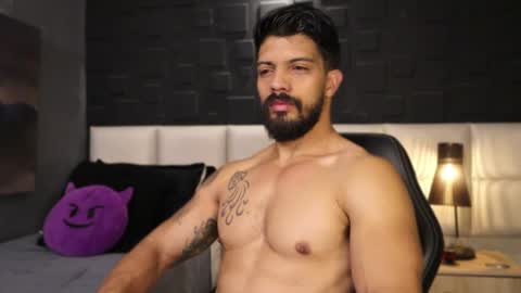 Snapshot of dann_saenz chatting on February 17, 11:02 am Dann saenz online show from February 17, 11:02 am