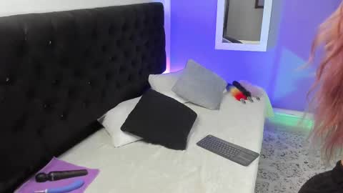 Dannacastle online show from March 3, 12:59 am