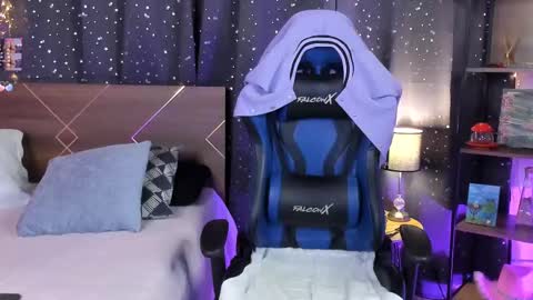 Dannacastle online show from February 22, 8:29 am