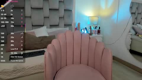 Danna online show from March 4, 2:41 am