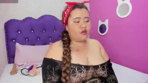 DANNA online show from November 28, 3:19 pm