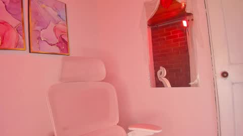 Snapshot of danna_lovs chatting on February 28, 11:25 am Danna Lovs online show from February 28, 11:25 am
