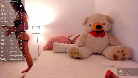 Snapshot of danna_rhodesx chatting on September 9, 2:33 am Danna Rhodes online show from September 9, 2:33 am