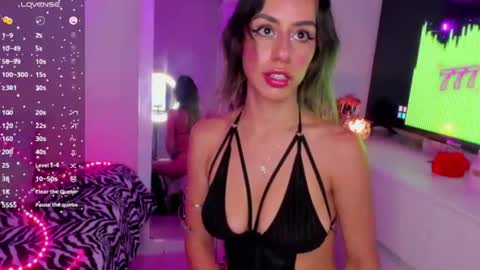 Danna Rhodes online show from July 23, 11:08 am
