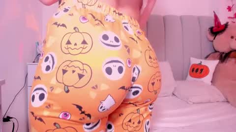 Insta DannaBlueX  online show from October 1, 7:46 pm