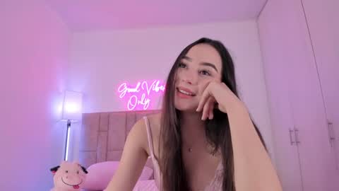 danna  online show from January 30, 11:55 pm