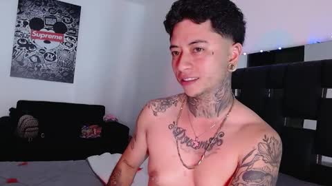 Snapshot of danny_stark chatting on February 26, 10:58 pm Danny online show from February 26, 10:58 pm