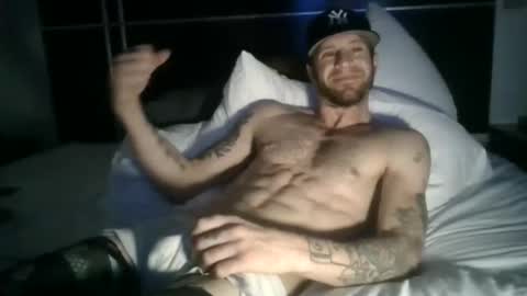 dannygowild online show from April 7, 9:39 pm