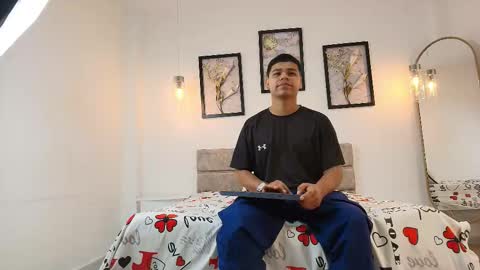 dannysamm online show from October 7, 11:50 am