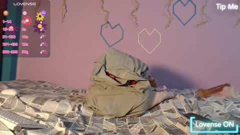 dante_bear online show from February 12, 11:14 am