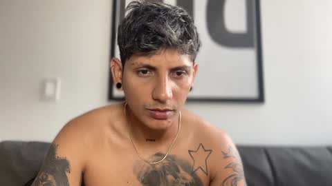 Dante dos online show from December 25, 12:58 pm