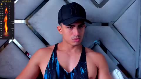 Snapshot of danterouxx chatting on March 6, 5:54 pm Dante online show from March 6, 5:54 pm