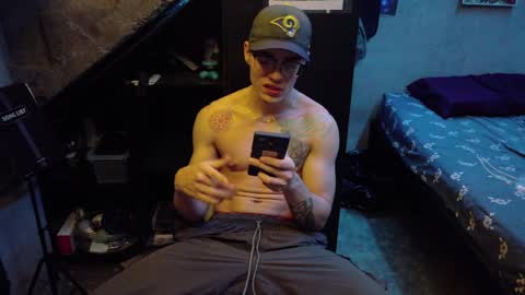 dany_kyng online show from April 7, 7:05 pm