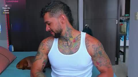 danyfitguy_ online show from October 12, 5:26 pm