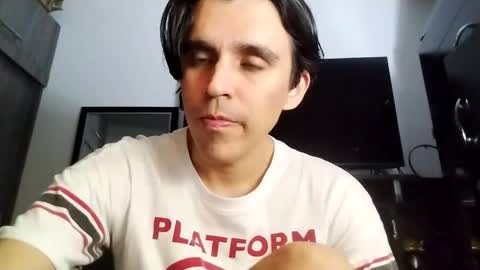 Snapshot of danylano chatting on September 14, 6:48 am Daniel online show from September 14, 6:48 am