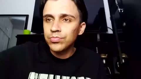 Snapshot of danylano chatting on October 12, 7:12 am Daniel online show from October 12, 7:12 am