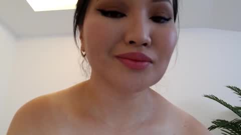 DanyMeen online show from November 4, 7:53 am