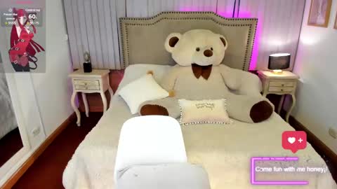 daphne_chers online show from January 28, 11:17 pm