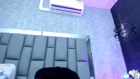 karol  online 2pm until 830 online show from February 20, 8:14 pm