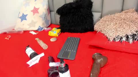 karol  online 2pm until 830 online show from March 4, 9:11 pm