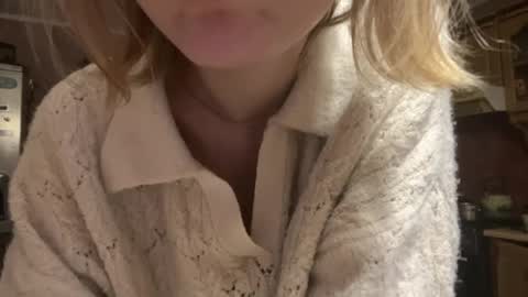 Monika online show from April 9, 6:24 pm