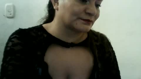 dapnne online show from May 25, 3:29 pm