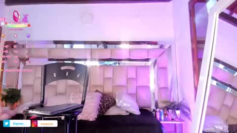 Daphne online show from September 30, 2:49 pm