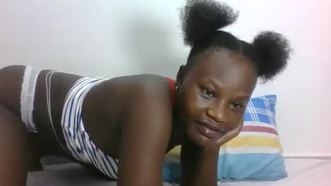 ESTHER online show from April 3, 4:52 am