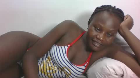 ESTHER online show from April 20, 6:44 pm