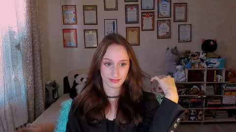 Darcy Siren online show from January 22, 7:35 am