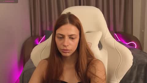 Snapshot of daria_promise chatting on September 20, 10:57 pm daria_promise online show from September 20, 10:57 pm