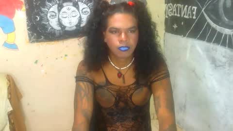 Snapshot of dariana_loves chatting on October 19, 2:44 pm dariana_loves online show from October 19, 2:44 pm