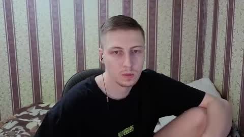 darienlarge online show from January 6, 5:28 pm