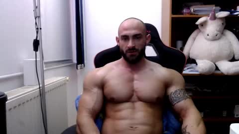 Dario online show from December 2, 7:33 pm