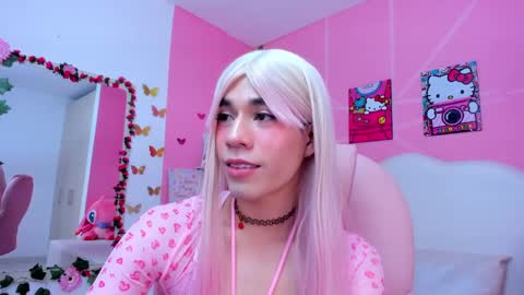 Snapshot of daripqueen chatting on February 14, 6:08 pm DaripQueen online show from February 14, 6:08 pm